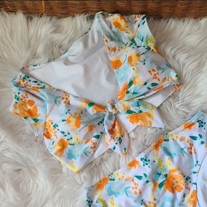 Cupshe Floral Swim Top - Large - NWT